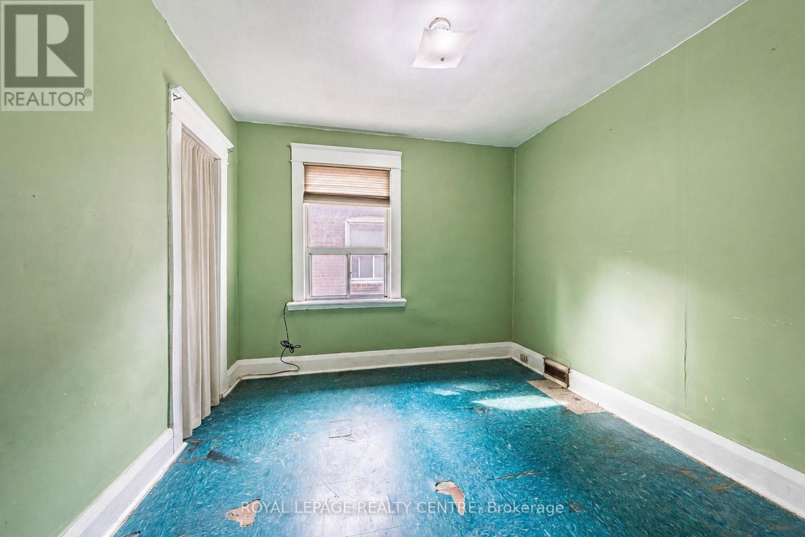 115 Priscilla Avenue, Toronto, Ontario  M6S 3W4 - Photo 22 - W13672420