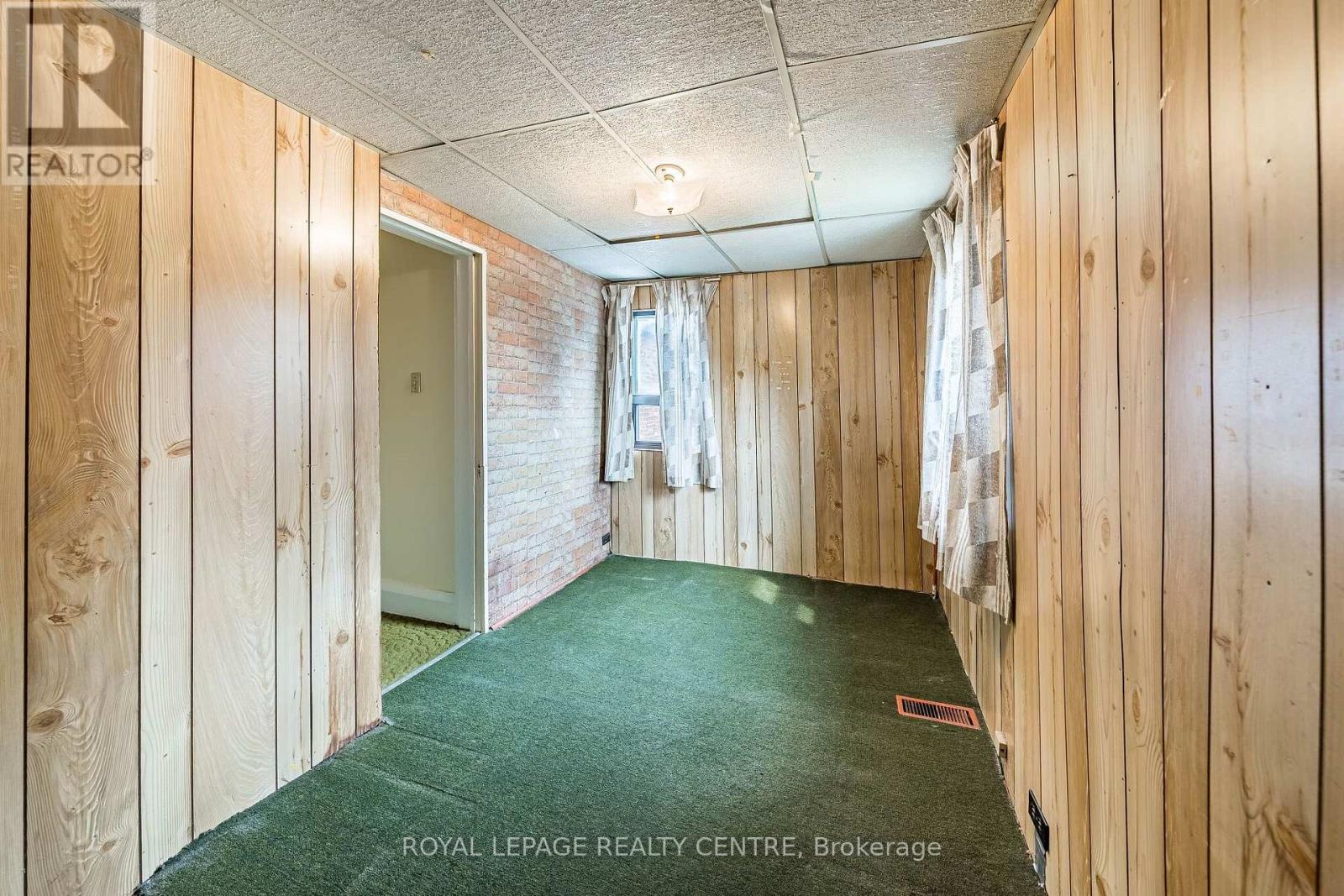 115 Priscilla Avenue, Toronto, Ontario  M6S 3W4 - Photo 30 - W13672420