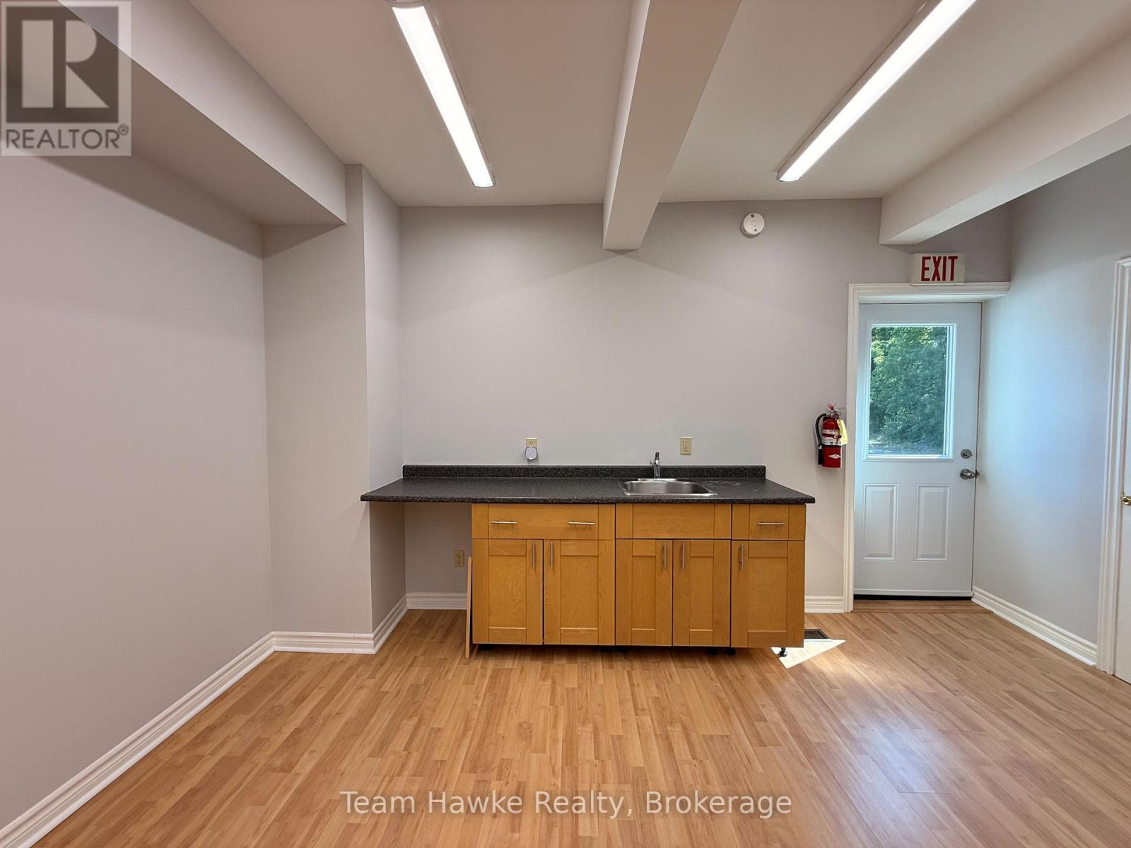 365 King Street, Midland, Ontario  L4R 3M7 - Photo 14 - S12945624