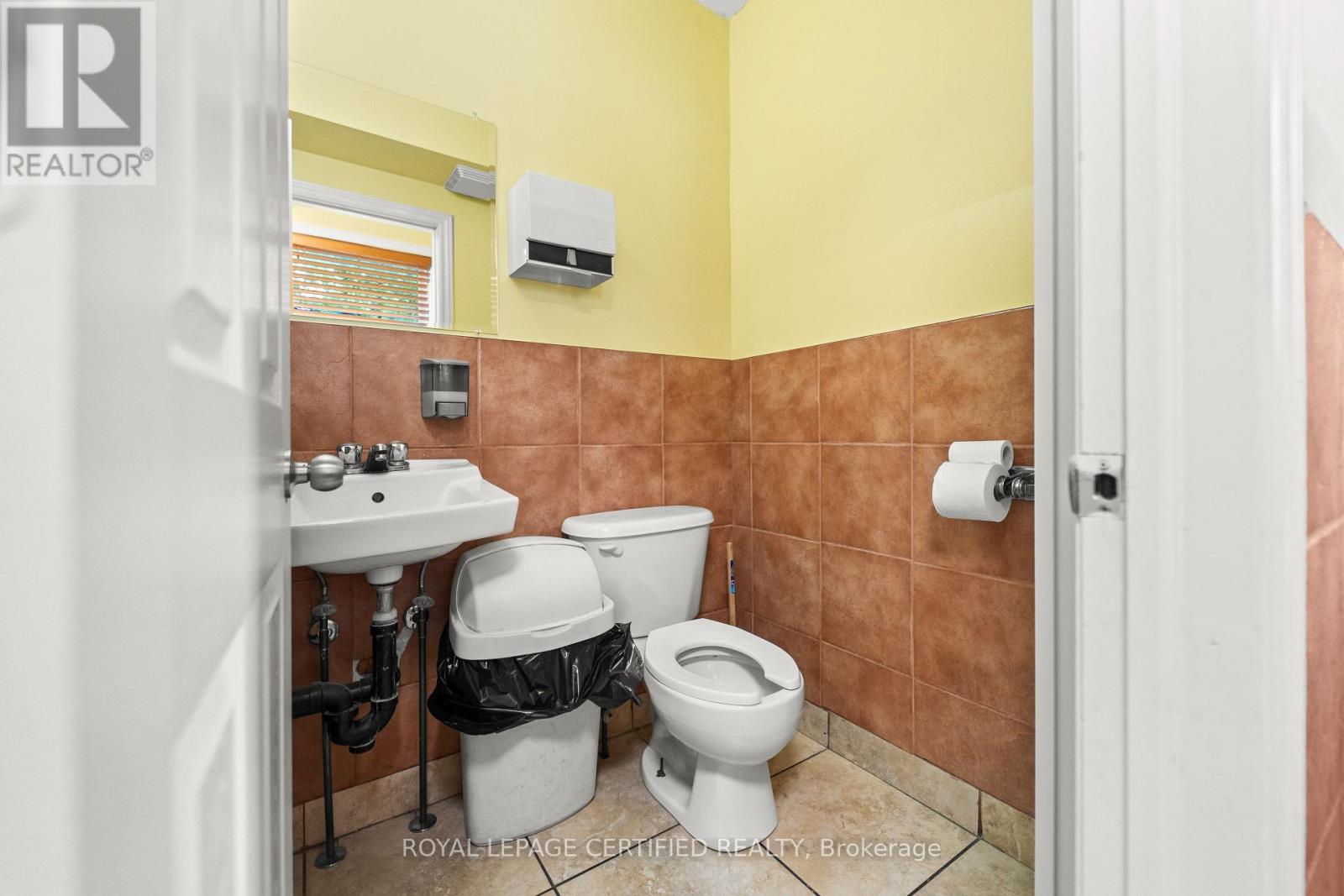 25 Eby Street S, Kitchener, Ontario N2G 3K6 - Photo 21 - X13672272