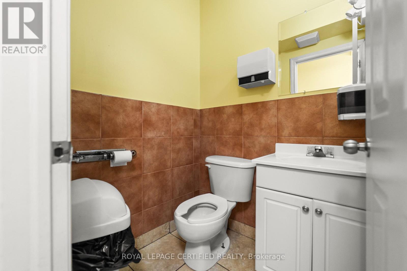 25 Eby Street S, Kitchener, Ontario N2G 3K6 - Photo 22 - X13672272