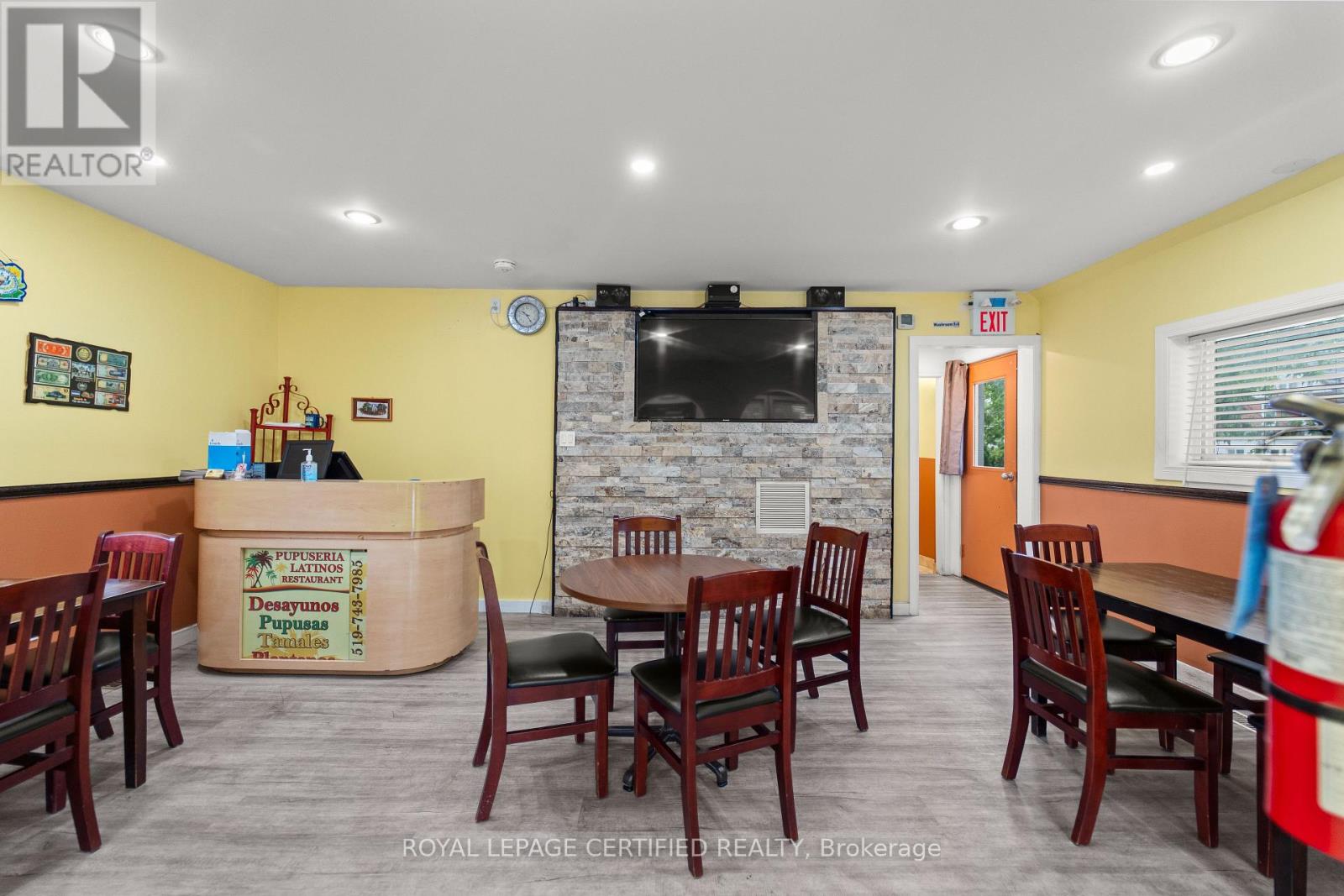25 Eby Street S, Kitchener, Ontario N2G 3K6 - Photo 4 - X13672272