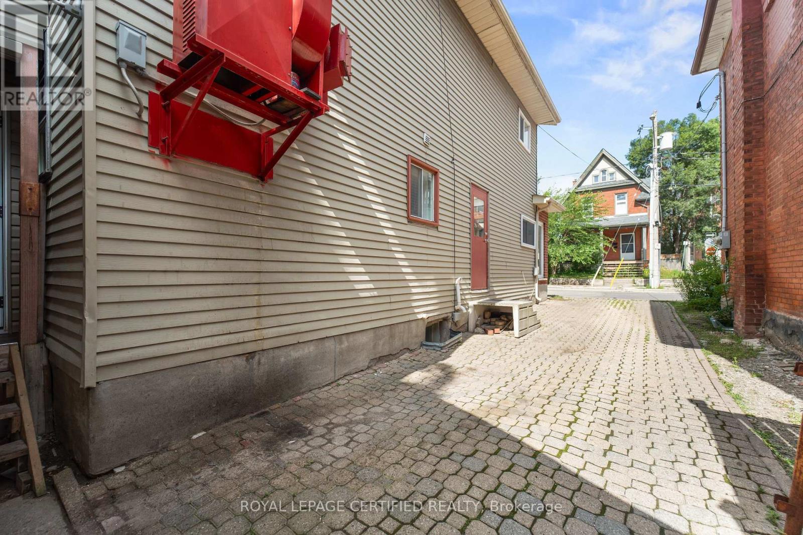 25 Eby Street S, Kitchener, Ontario N2G 3K6 - Photo 47 - X13672272