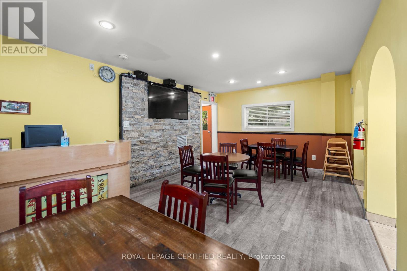 25 Eby Street S, Kitchener, Ontario N2G 3K6 - Photo 6 - X13672272