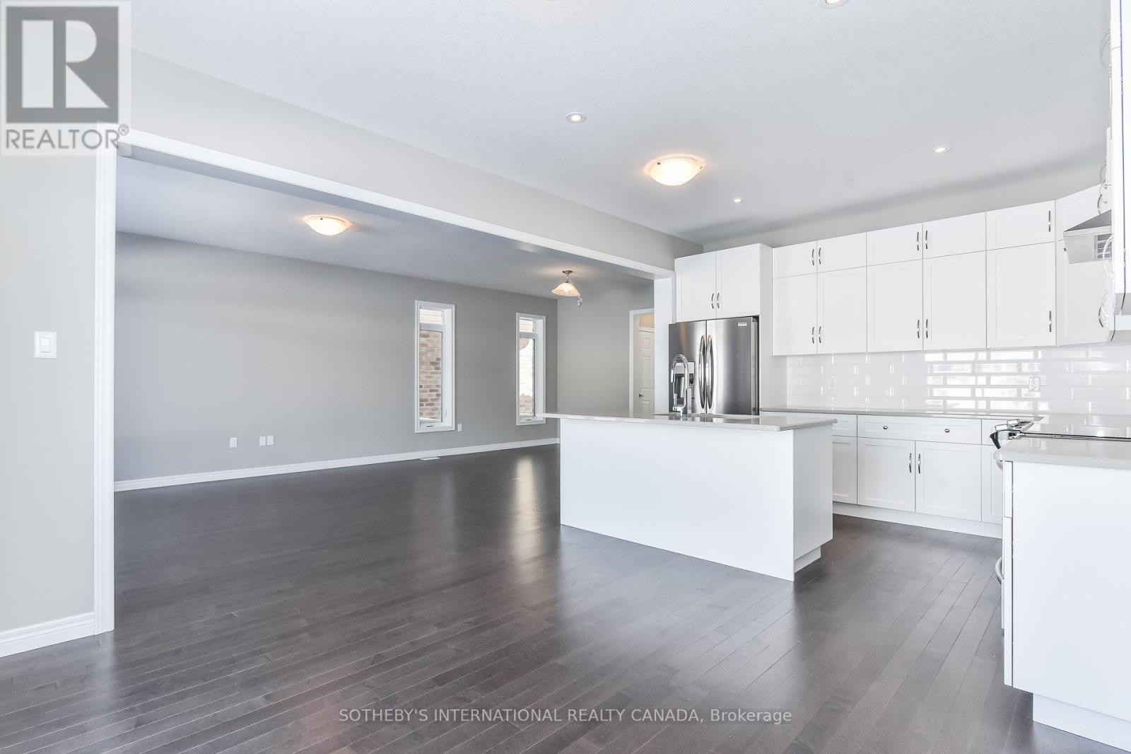 529 Anton Crescent, Kitchener, Ontario  N2R 1P6 - Photo 11 - X13672400