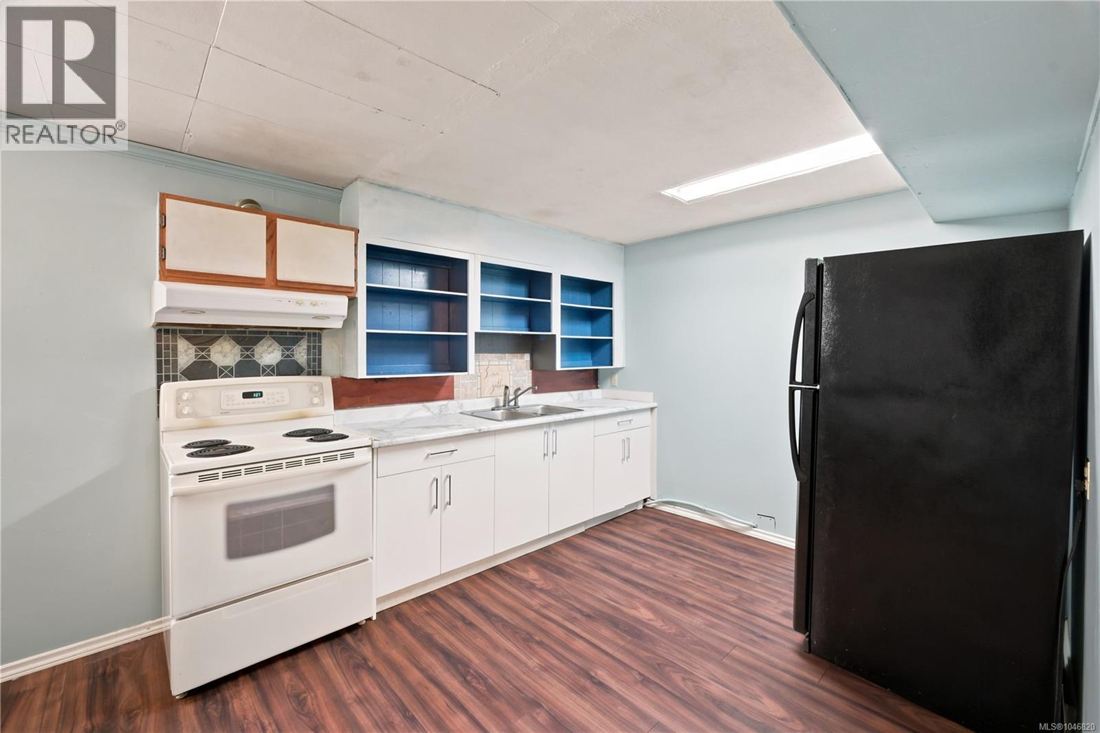 560 Mountfield St, Saanich, British Columbia  V8X 1Y8 - Photo 22 - 1046820