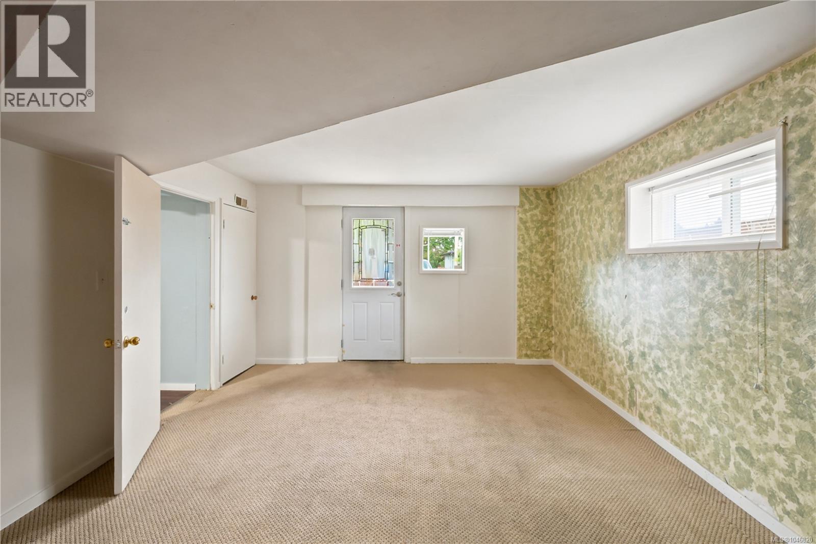 560 Mountfield St, Saanich, British Columbia  V8X 1Y8 - Photo 25 - 1046820