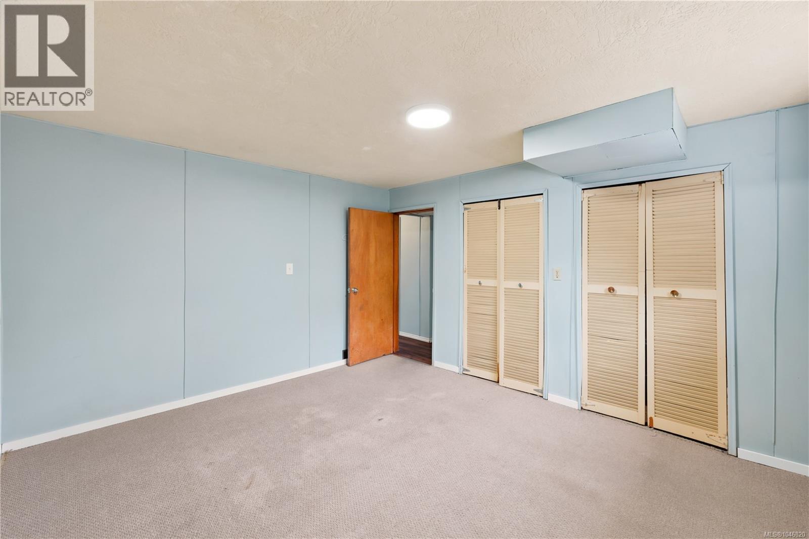 560 Mountfield St, Saanich, British Columbia  V8X 1Y8 - Photo 30 - 1046820