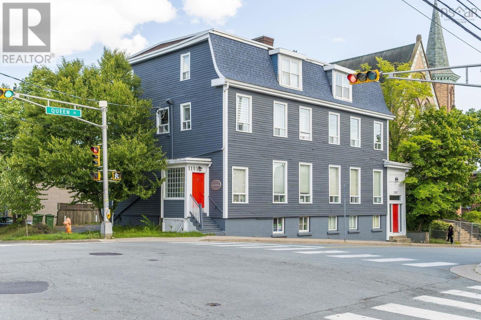 2 1187 Queen Street, halifax peninsula, Nova Scotia