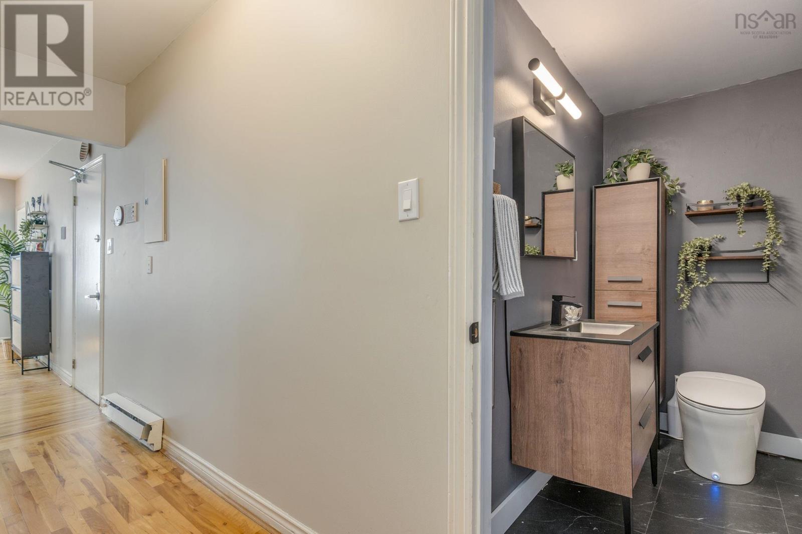 2 1187 Queen Street, Halifax Peninsula, Nova Scotia  B3H 2S4 - Photo 18 - 202620520