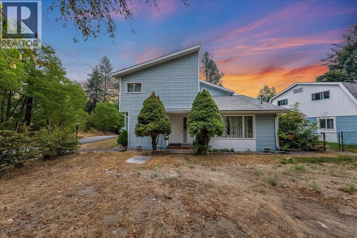 814 16TH Avenue, Genelle, British Columbia