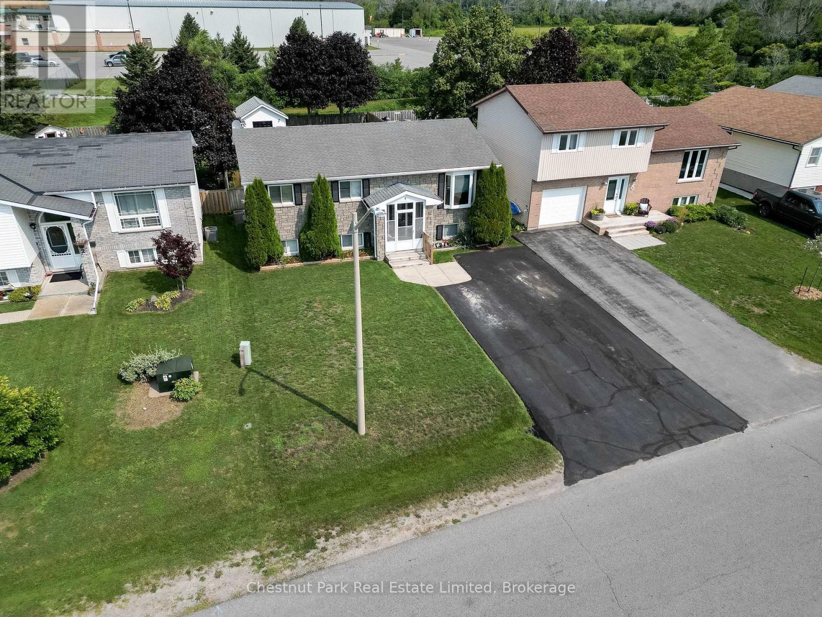4 First Avenue, Prince Edward County, Ontario  K0K 3L0 - Photo 36 - X13672484