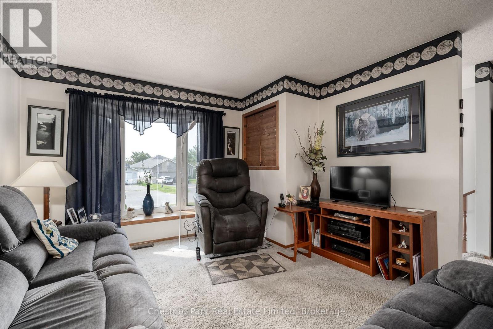 4 First Avenue, Prince Edward County, Ontario  K0K 3L0 - Photo 8 - X13672484