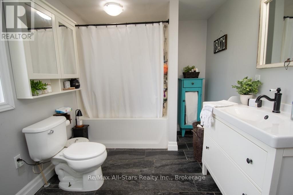 9 Riverside Drive, Kawartha Lakes, Ontario  K9V 0H6 - Photo 33 - X13672558