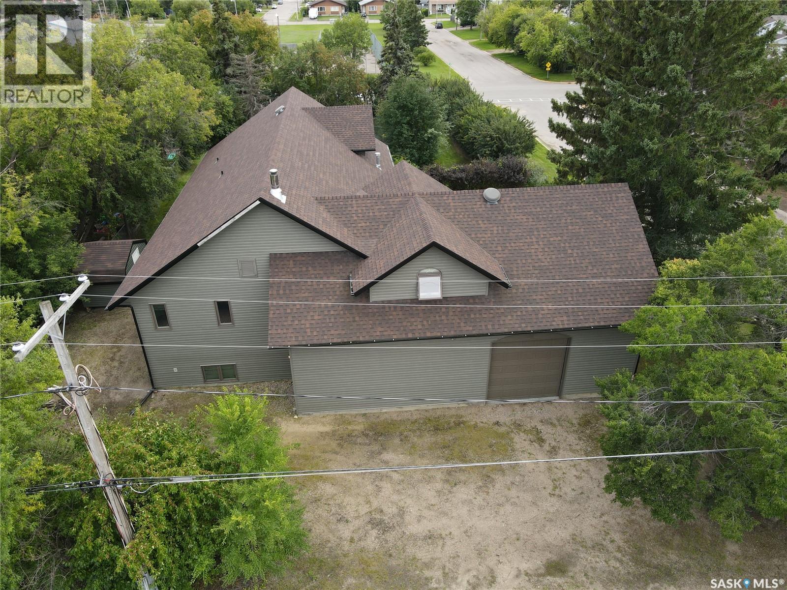 717 3rd Avenue W, Meadow Lake, Saskatchewan  S9X 1A5 - Photo 32 - SK045508