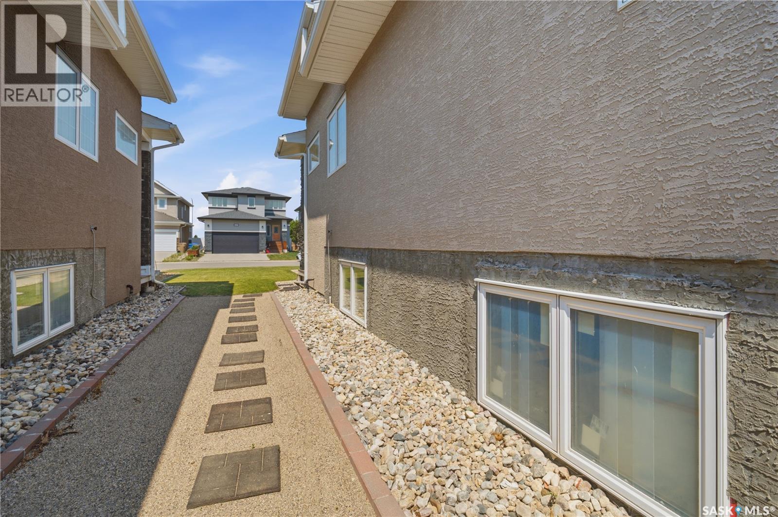 5122 Canuck Crescent, Regina, Saskatchewan  S4W 0H1 - Photo 37 - SK045503