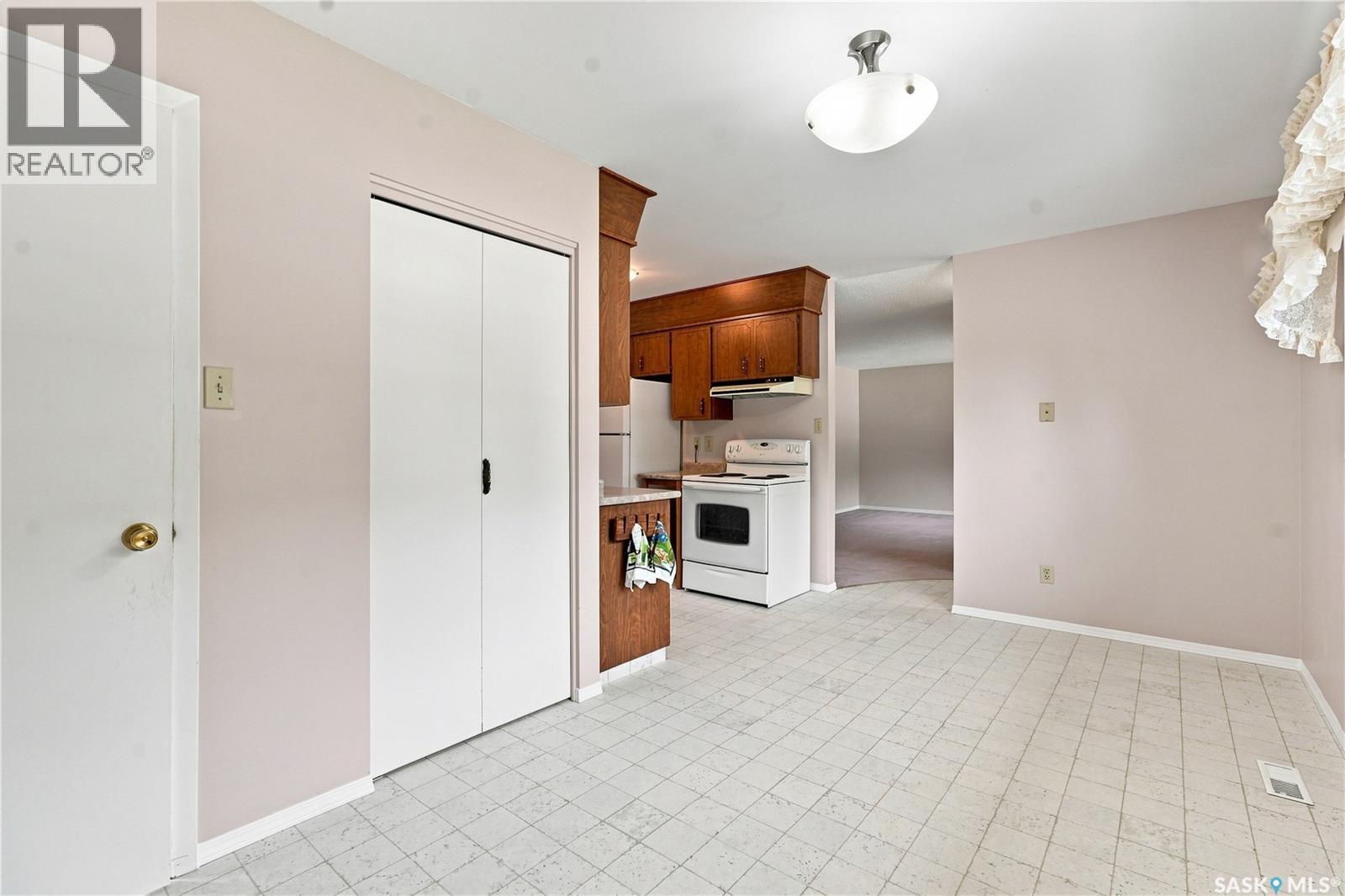 1813 Richardson Road, Saskatoon, Saskatchewan  S7L 4B6 - Photo 10 - SK045456
