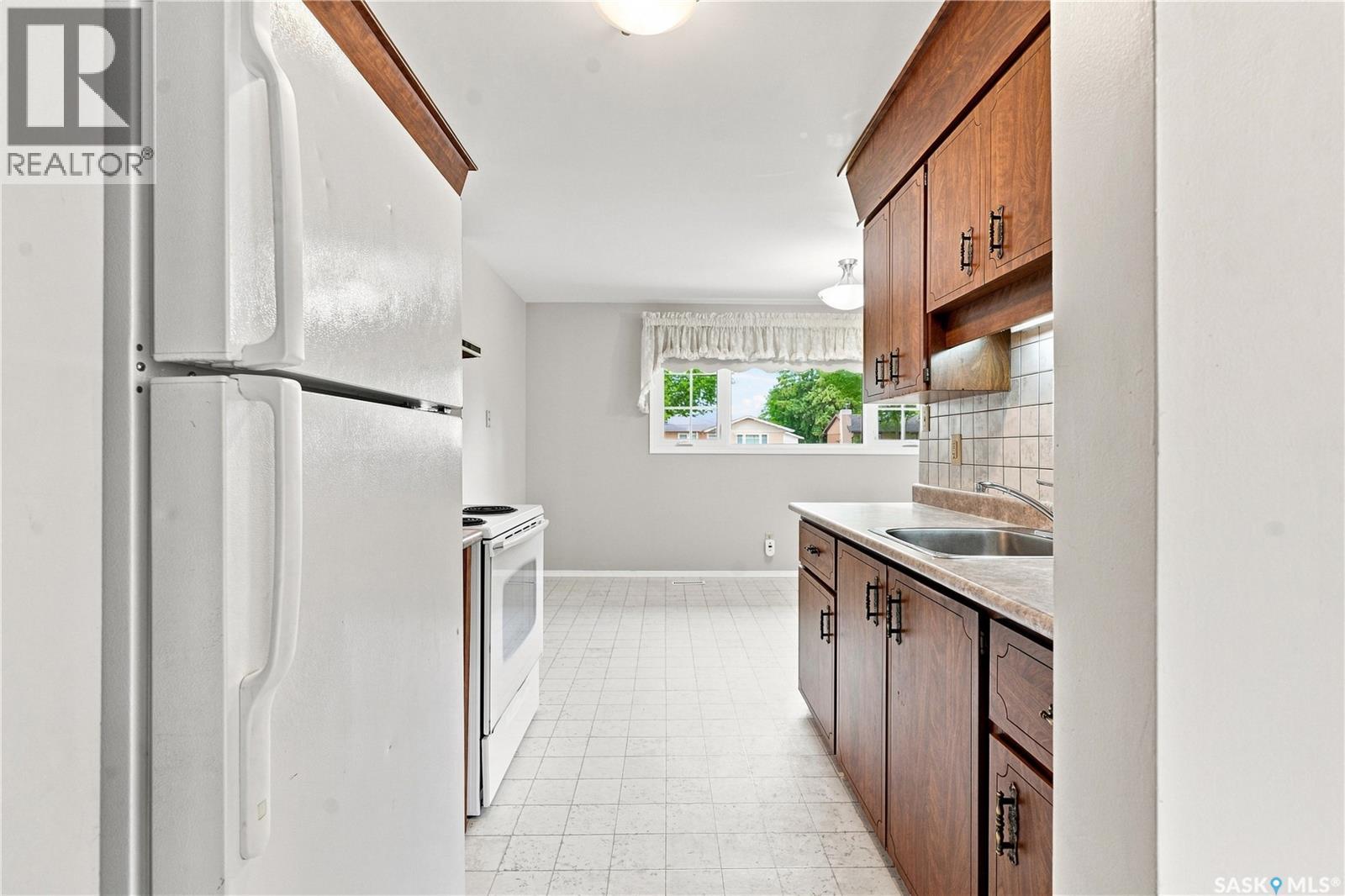1813 Richardson Road, Saskatoon, Saskatchewan  S7L 4B6 - Photo 15 - SK045456