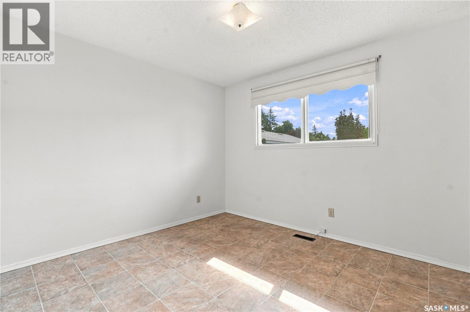 1813 Richardson Road, Saskatoon, Saskatchewan  S7L 4B6 - Photo 20 - SK045456