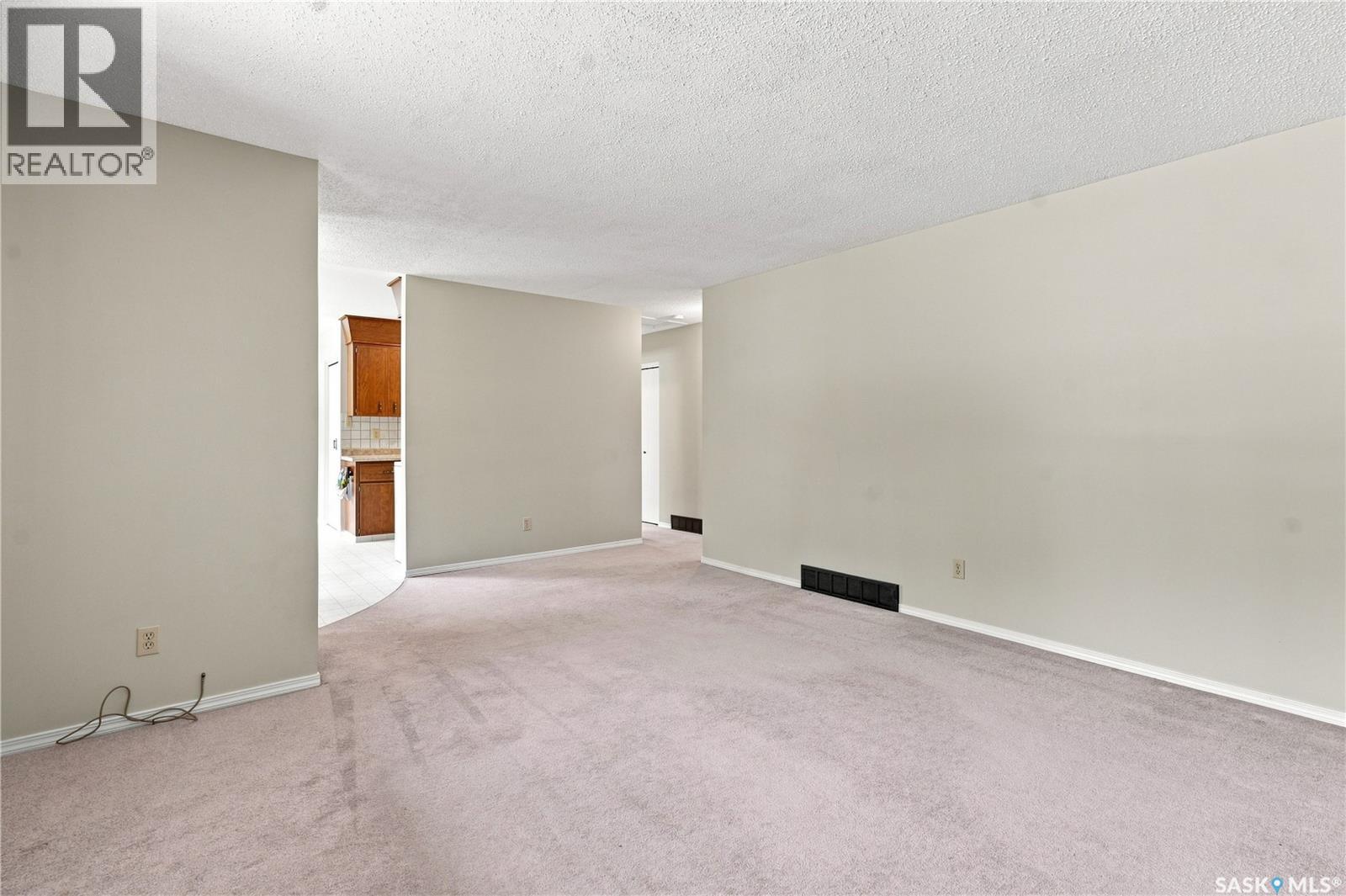 1813 Richardson Road, Saskatoon, Saskatchewan  S7L 4B6 - Photo 6 - SK045456
