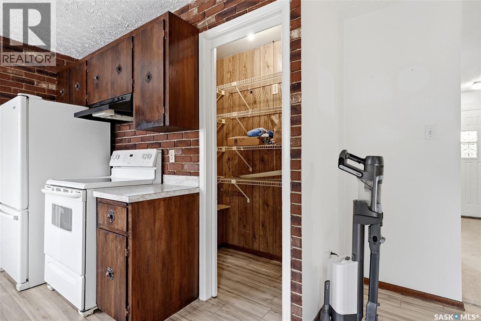 65 Mccaul Crescent, Regina, Saskatchewan  S4R 3X3 - Photo 10 - SK045448