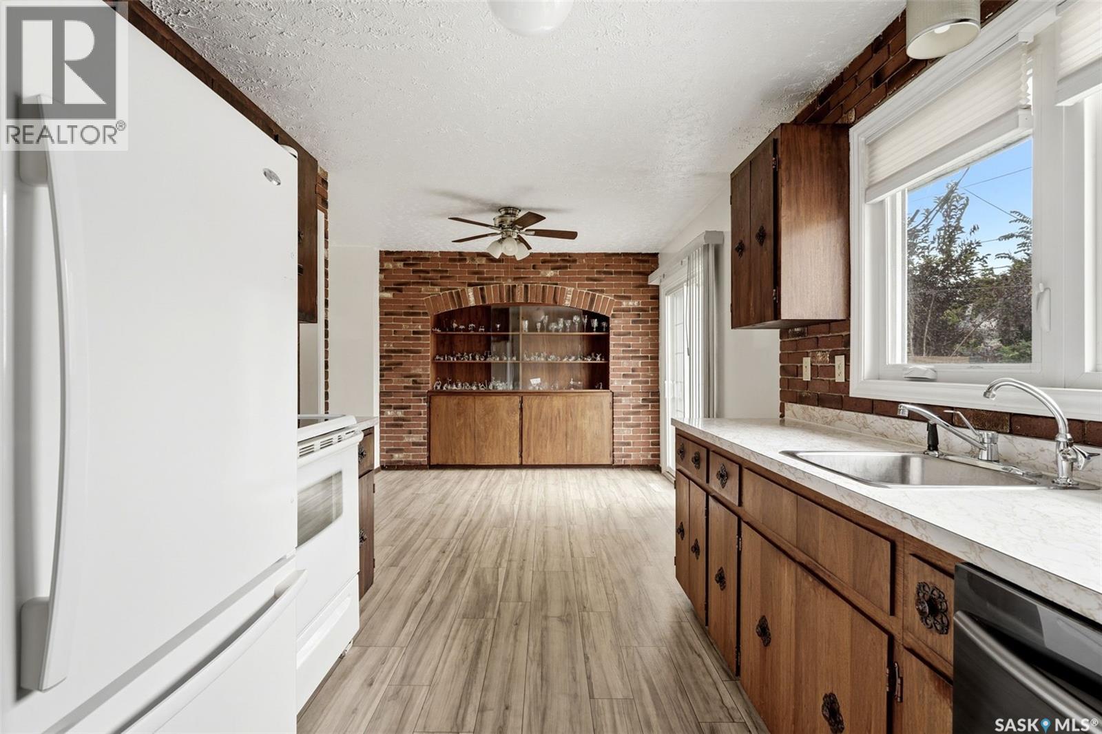 65 Mccaul Crescent, Regina, Saskatchewan  S4R 3X3 - Photo 9 - SK045448