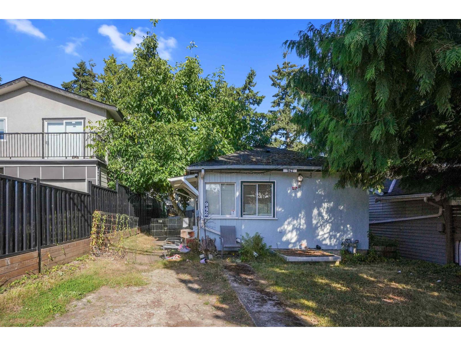 942 Lee Street, White Rock, British Columbia  V4B 4N8 - Photo 12 - R3154273