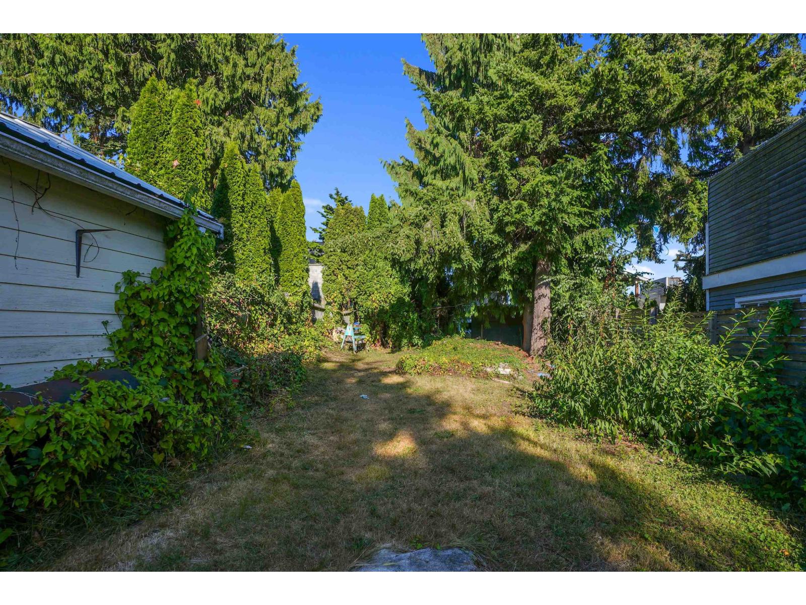 942 Lee Street, White Rock, British Columbia  V4B 4N8 - Photo 14 - R3154273