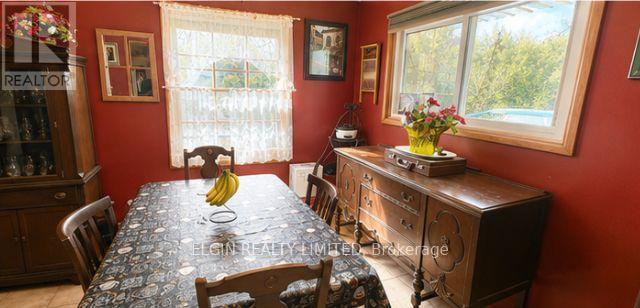 14 Glanworth Avenue, St. Thomas, Ontario  N5R 1E7 - Photo 3 - X13672566