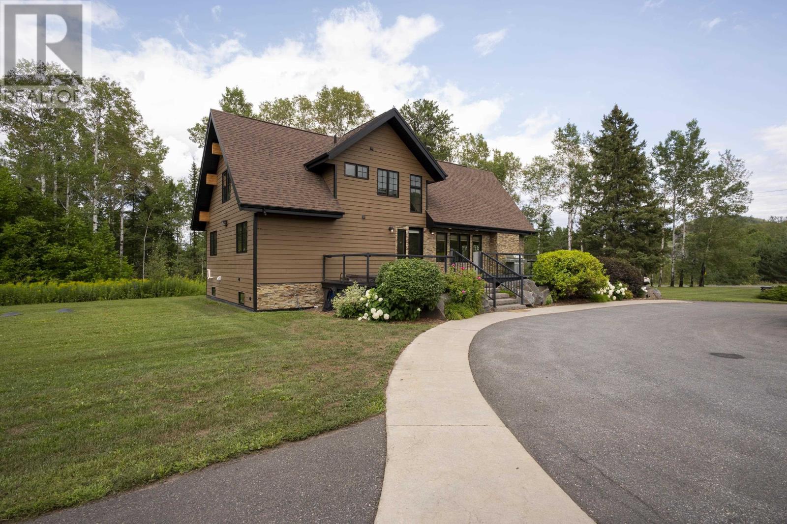 6065 Loch Lomond Road, Thunder, Ontario  P7J 1E7 - Photo 45 - TB2602350