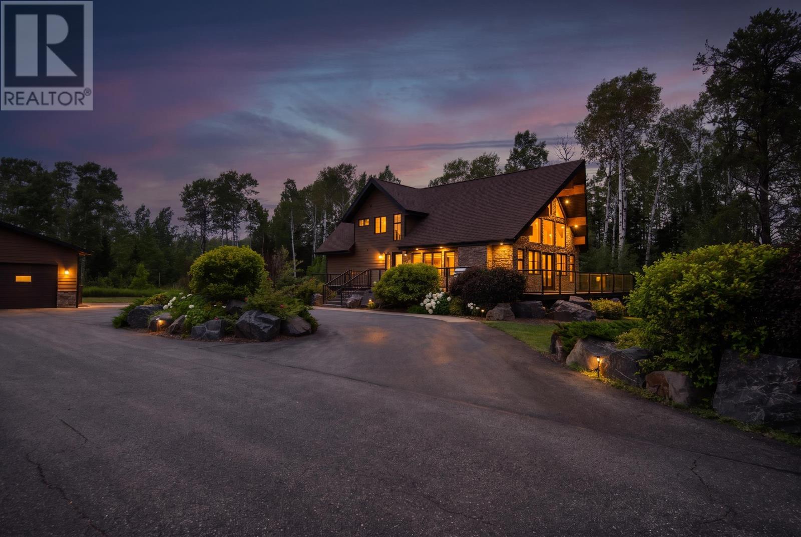 6065 Loch Lomond Road, Thunder, Ontario  P7J 1E7 - Photo 46 - TB2602350