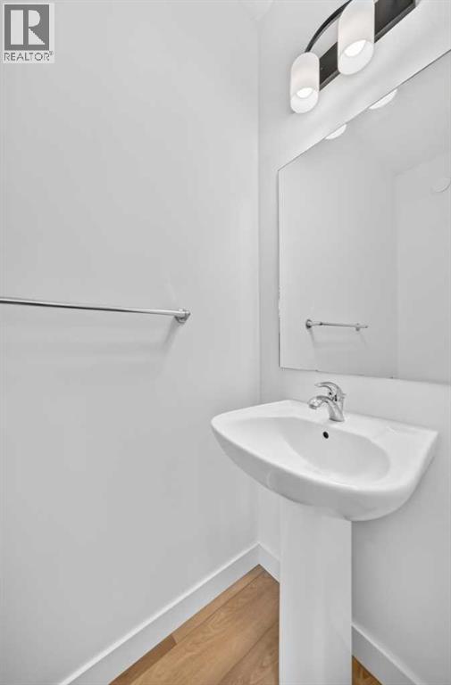125 Herron Mews NE, Calgary, Alberta  T3P 1Y8 - Photo 16 - A2335272