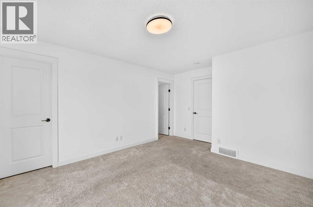 125 Herron Mews NE, Calgary, Alberta  T3P 1Y8 - Photo 19 - A2335272