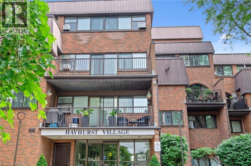 36 Hayhurst Road Unit# 301, Brantford, Ontario  N3R 6Y9 - Photo 3 - 40855267