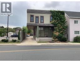 821 WALKER ROAD, Windsor, Ontario