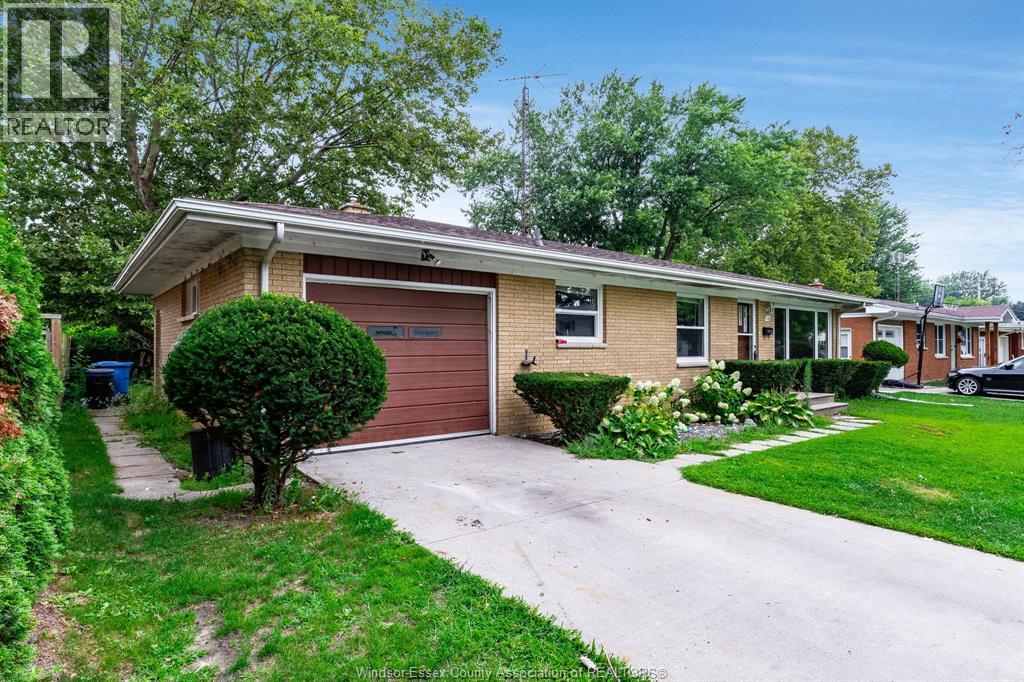 118 Queens, Leamington, Ontario  N8H 3H4 - Photo 30 - 26019054