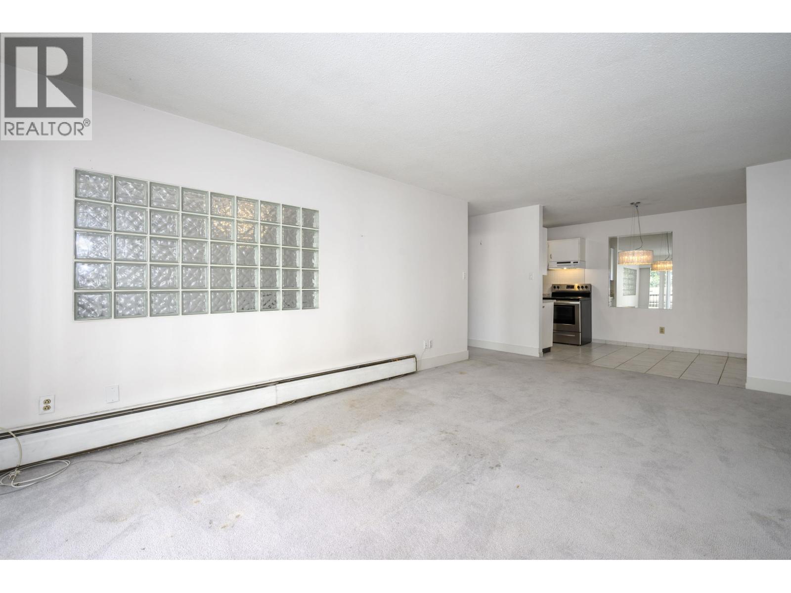 302 214 E 15th Street, North Vancouver, British Columbia  V7L 2R3 - Photo 10 - R3155504