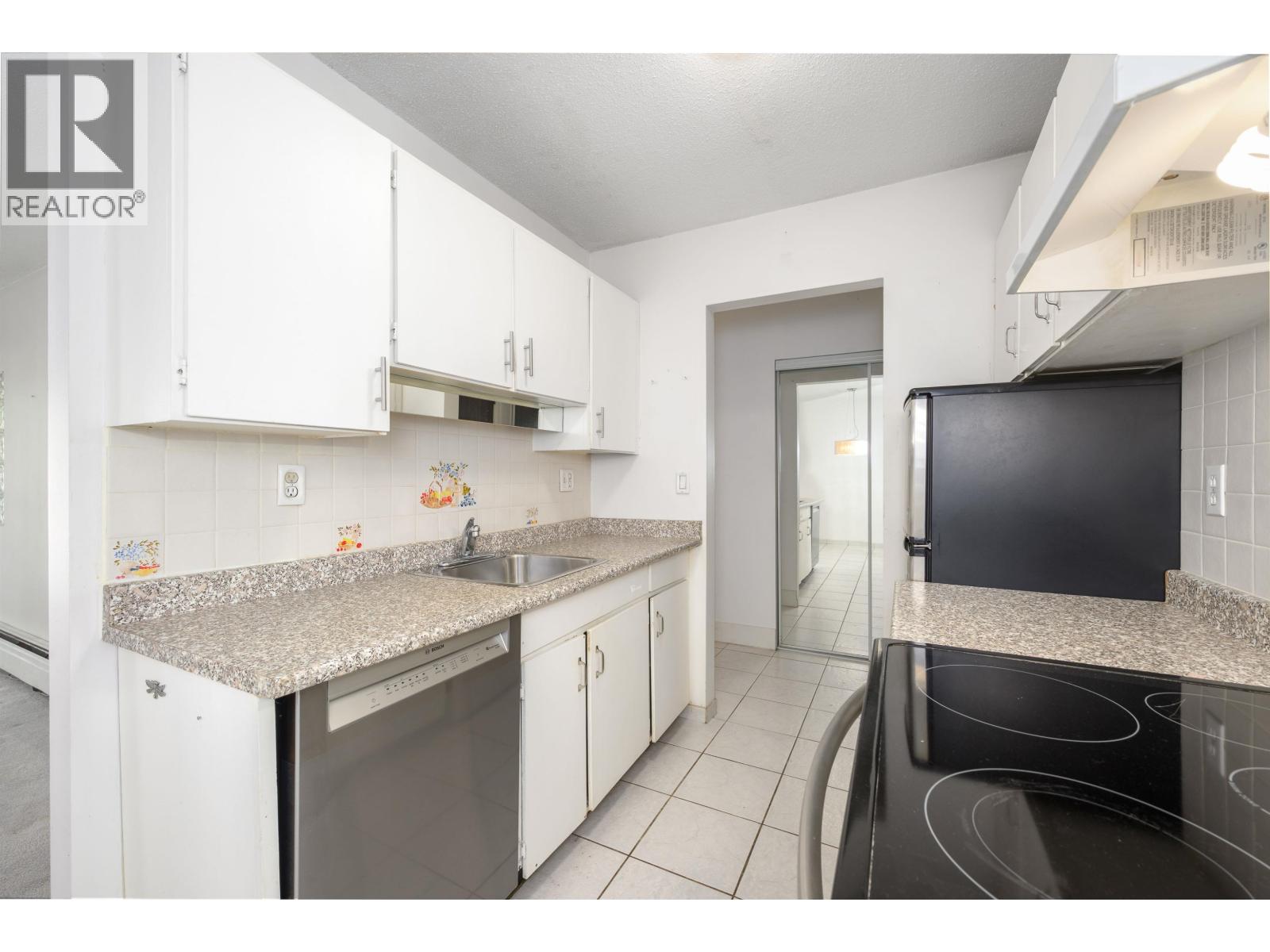 302 214 E 15th Street, North Vancouver, British Columbia  V7L 2R3 - Photo 14 - R3155504