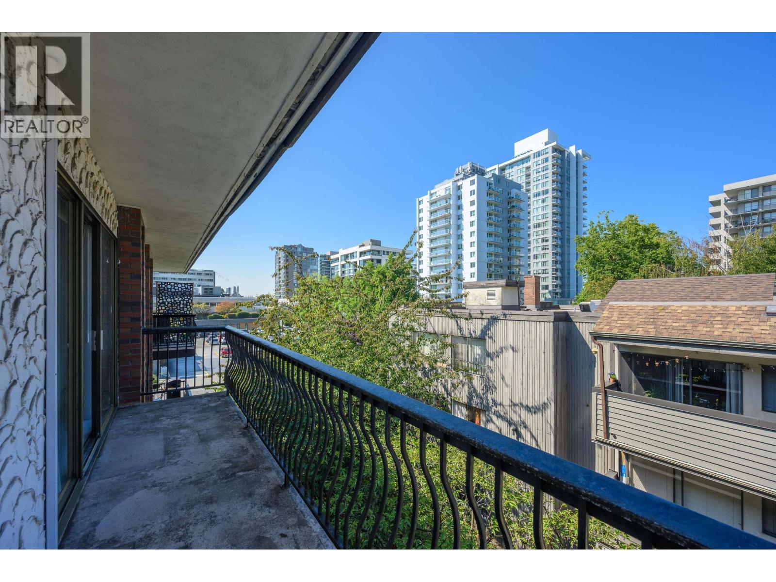 302 214 E 15th Street, North Vancouver, British Columbia  V7L 2R3 - Photo 21 - R3155504