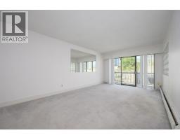 302 214 E 15TH STREET, North Vancouver, British Columbia