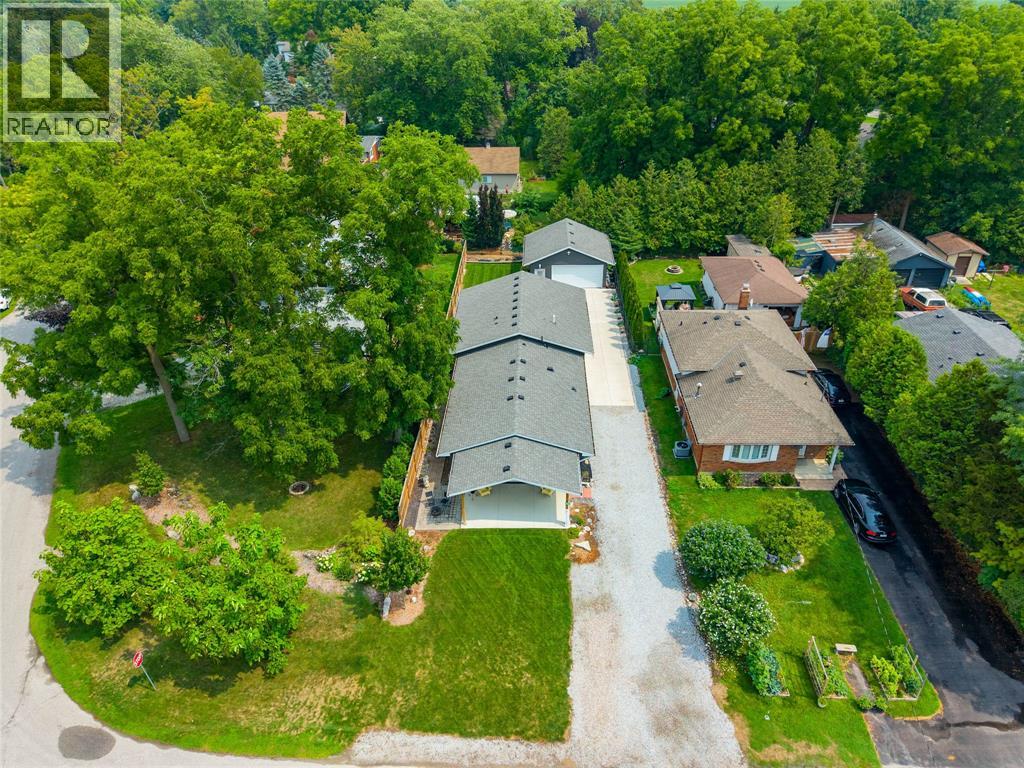 6822 Evergreen Lane, Plympton-Wyoming, Ontario  N0N 1E0 - Photo 33 - 26019734