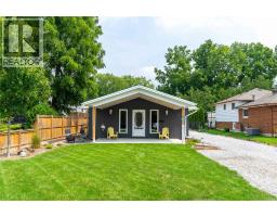 6822 EVERGREEN LANE, Plympton-Wyoming, Ontario