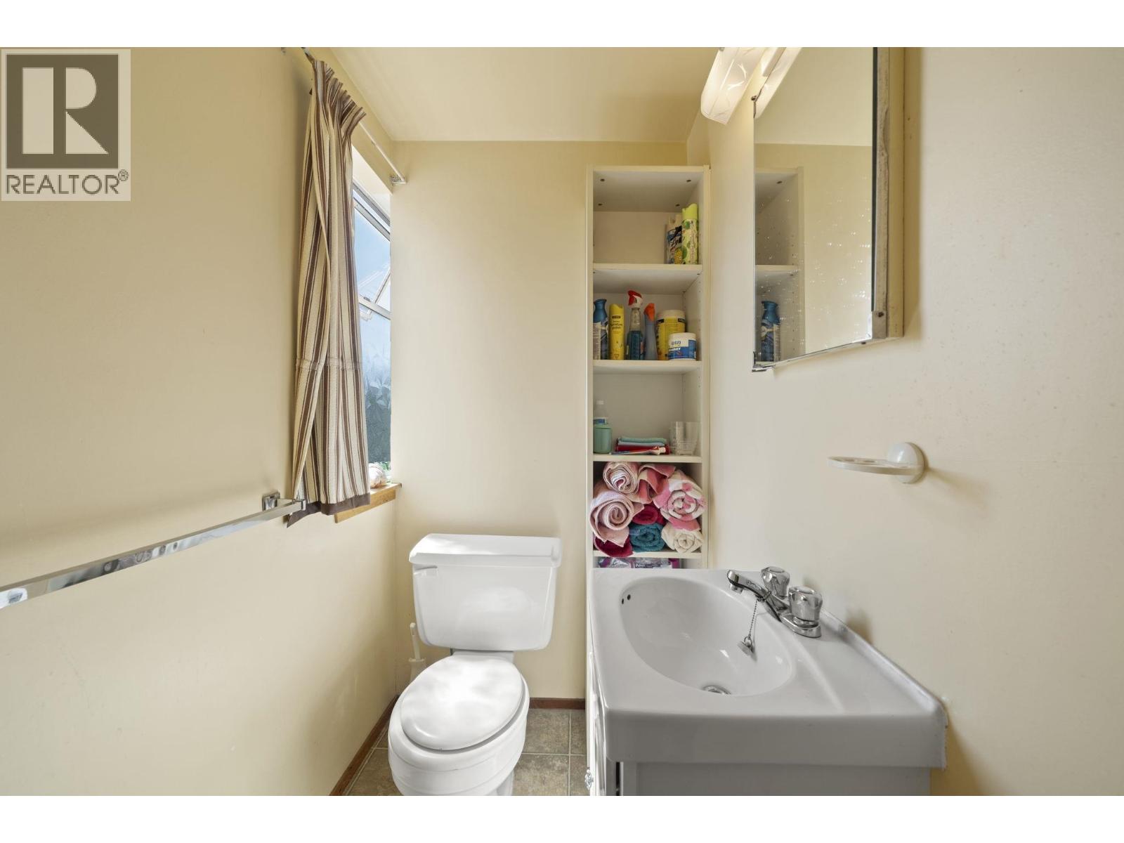 6731 Camsell Crescent, Richmond, British Columbia  V7C 2M9 - Photo 25 - R3155512
