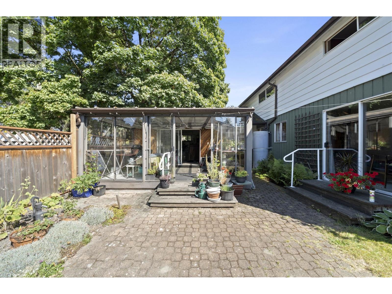 6731 Camsell Crescent, Richmond, British Columbia  V7C 2M9 - Photo 27 - R3155512