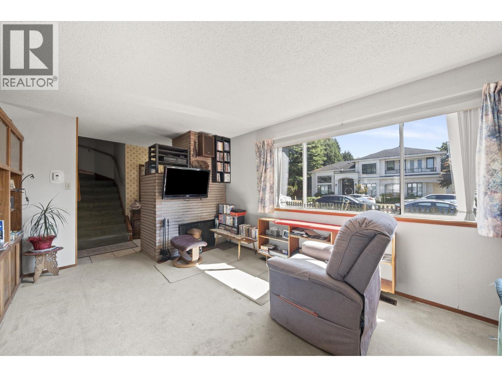 6731 Camsell Crescent, Richmond, British Columbia  V7C 2M9 - Photo 7 - R3155512