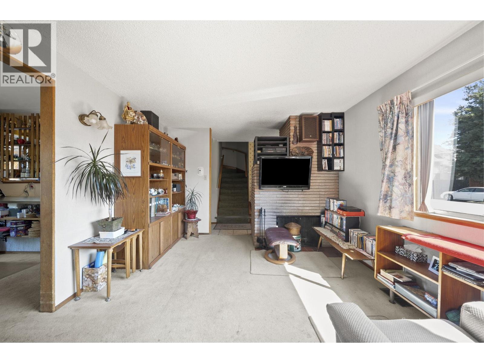 6731 Camsell Crescent, Richmond, British Columbia  V7C 2M9 - Photo 8 - R3155512