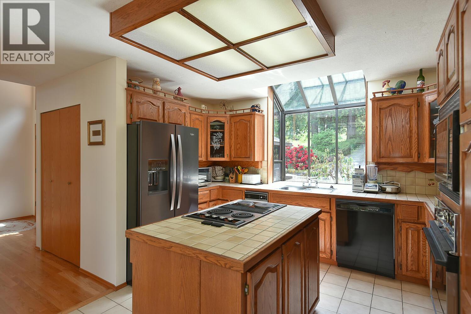 13119 Narrows Road, Madeira Park, British Columbia  V0N 2H1 - Photo 19 - R3155518