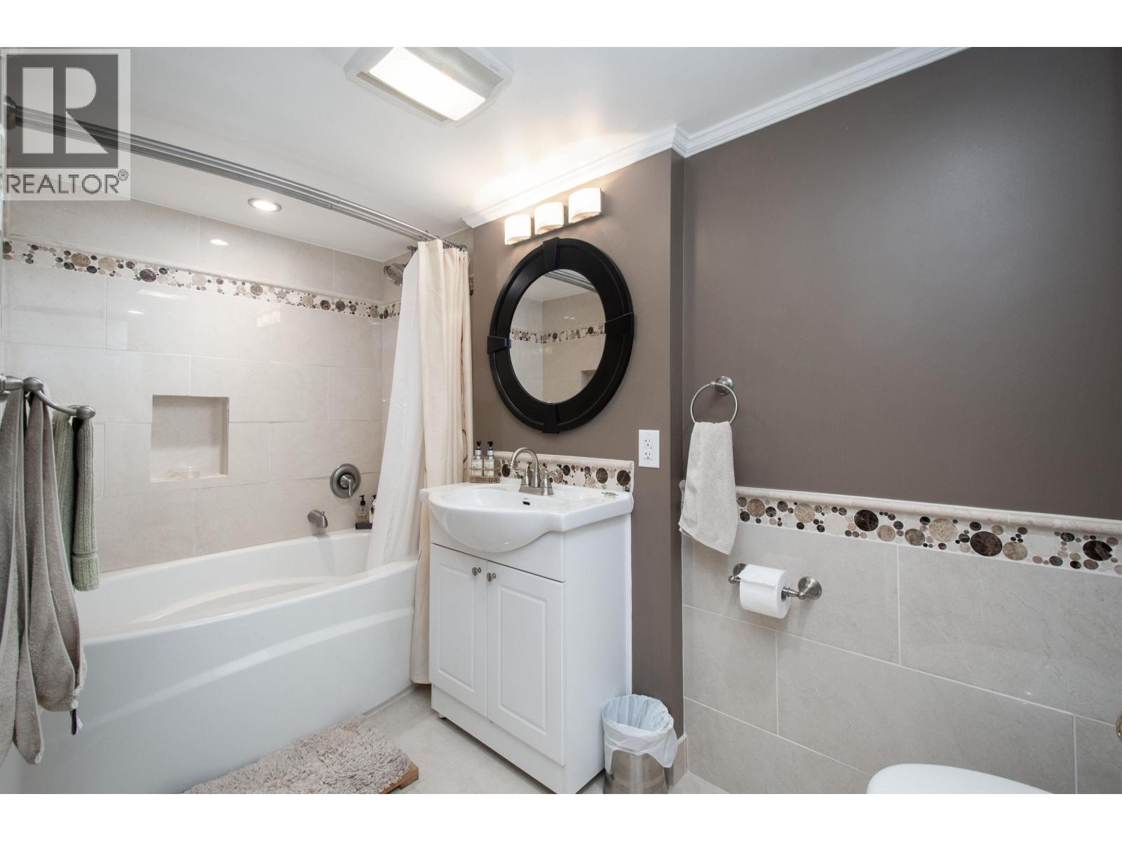 4594 Teviot Place, North Vancouver, British Columbia V7R 4M5 - Photo 29 - R3155531