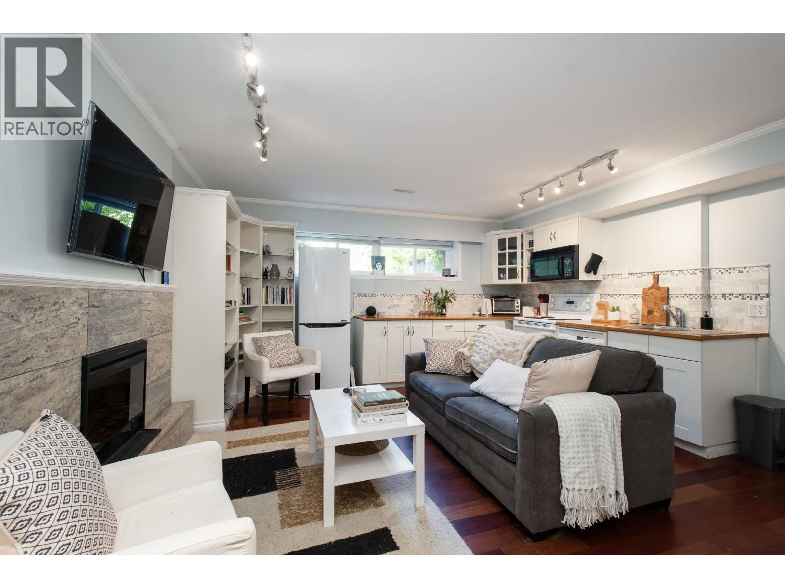 4594 Teviot Place, North Vancouver, British Columbia V7R 4M5 - Photo 37 - R3155531