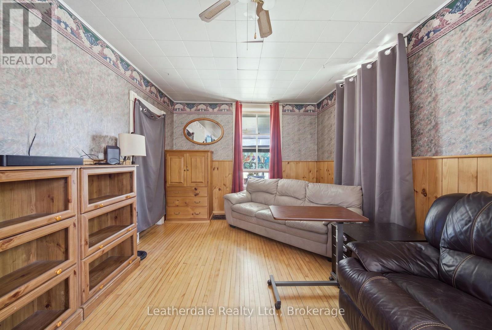 87 Bond Street, Orillia, Ontario  L3V 1J7 - Photo 4 - S13672502